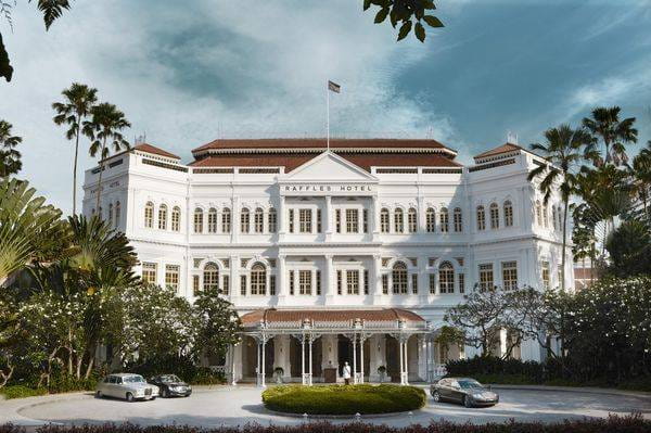 Fairmont & Raffles, Different for the same aim