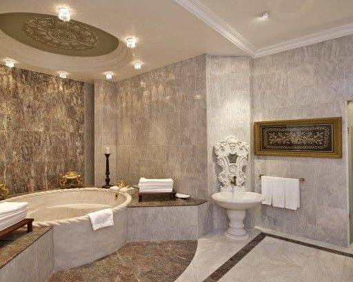 Sultan Suite memory Web_Sultan-Suite-Master-Bathroom