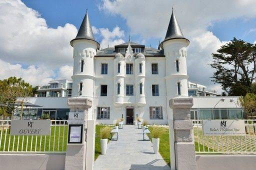 chateau-des-tourelles-Phélippeau chateau-des-tourelles
